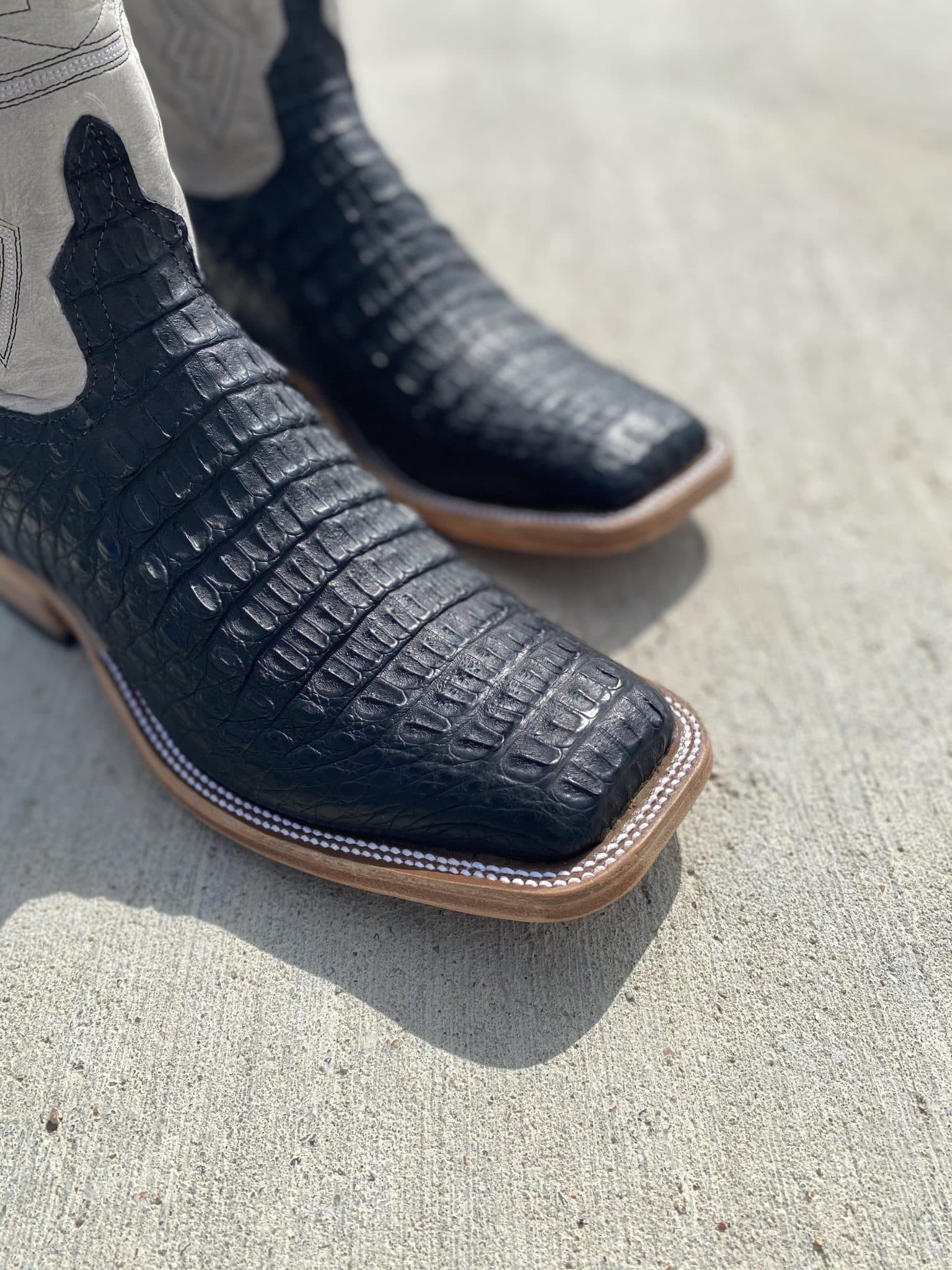 Anderson Bean Men's Black Hornback Caiman Boot Saddle Rags