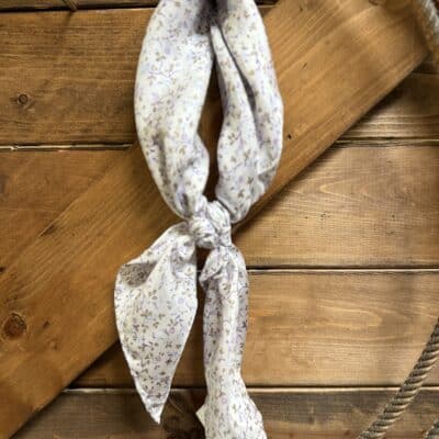 White Floral Frontier Shorty Wild Rag 20"