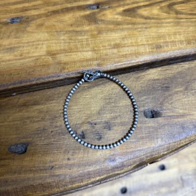 Navajo Pearls 3MM Toggle Bracelet